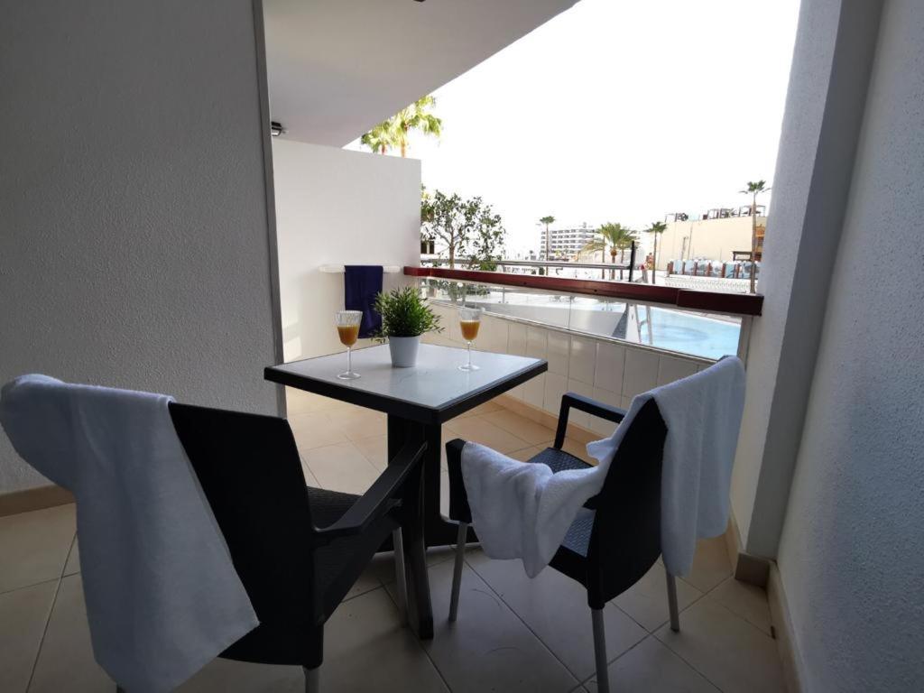 Cherry Top Cake Apartment Playa del Inglés Esterno foto