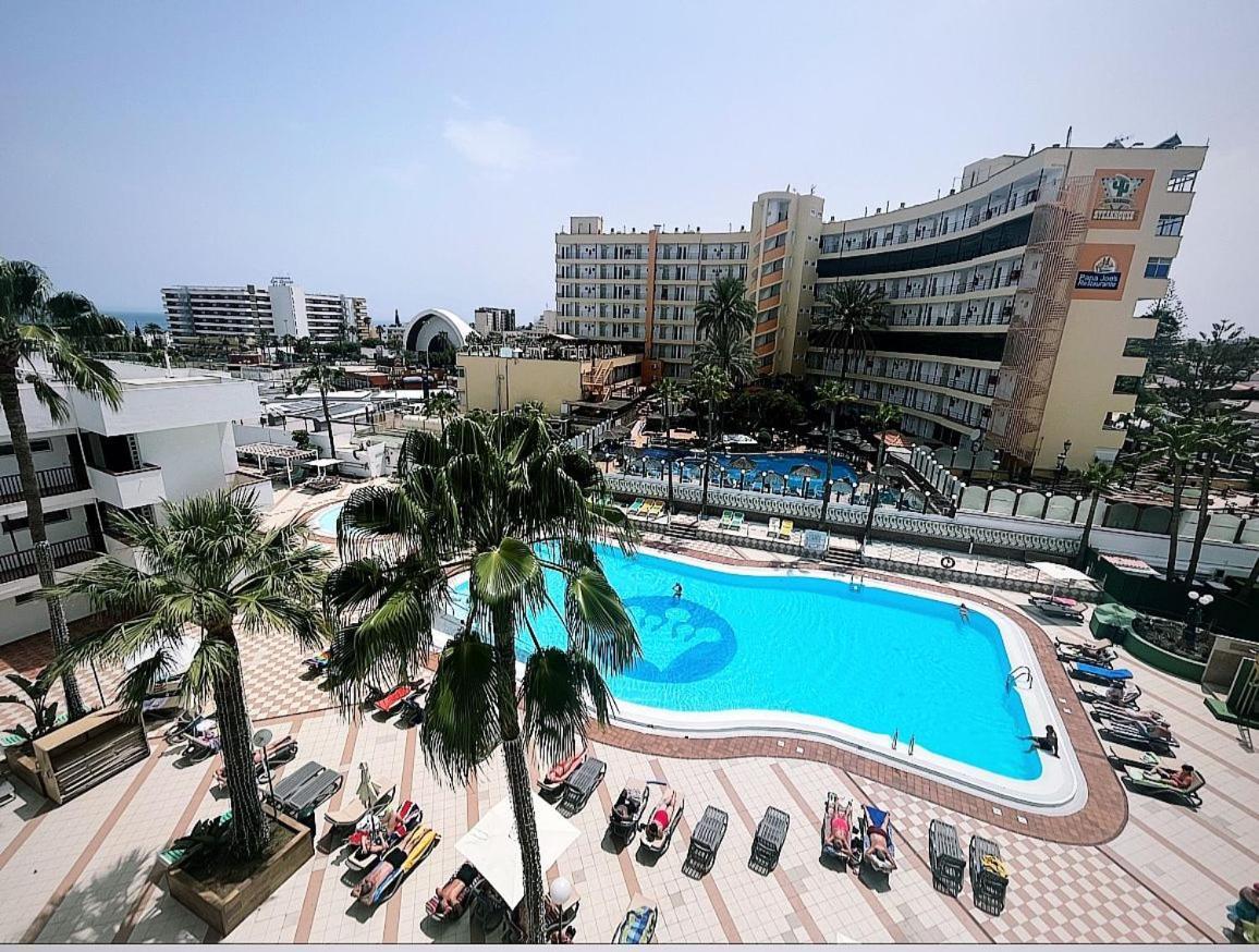 Cherry Top Cake Apartment Playa del Inglés Esterno foto